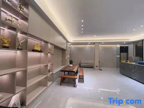 Quanji Boya Hotel