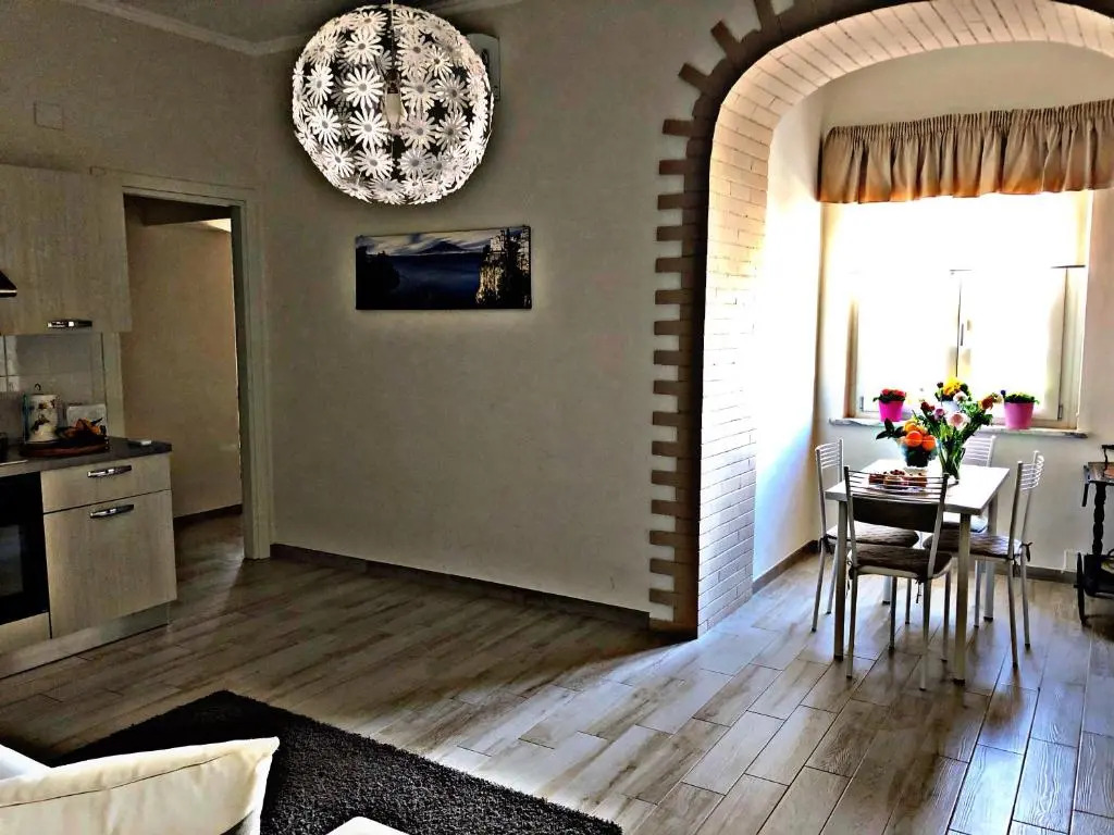 Vesuvio House appartamento indipendente e centrale