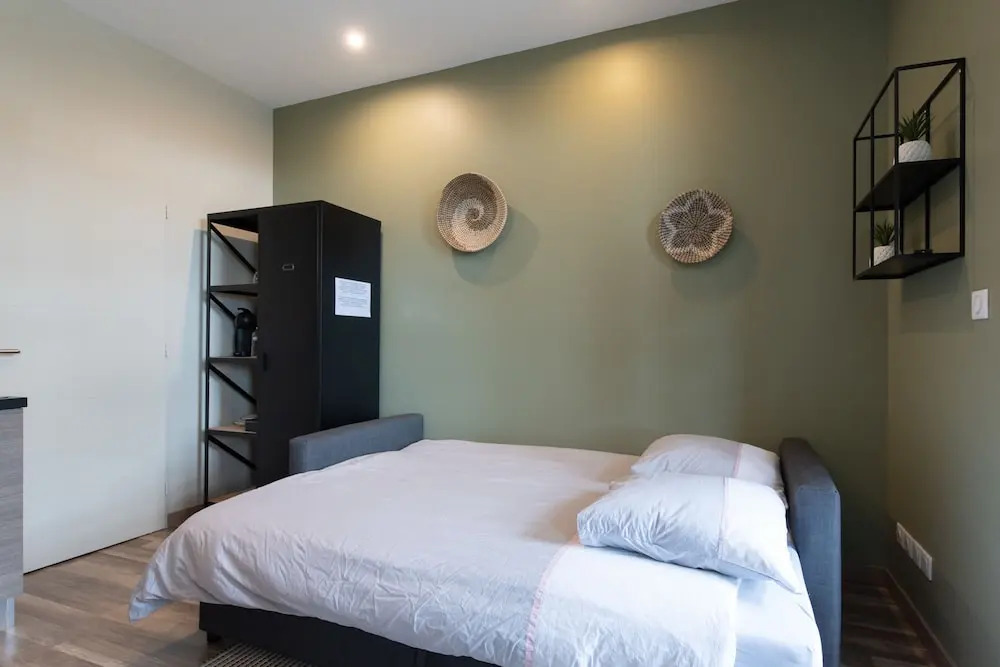 Legend- Parking privé Gratuit- Terrasse privée- Wifi - Convert - Alimentec