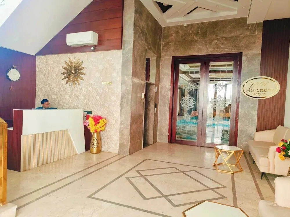 Four Leaf Hotel - AKOSHA