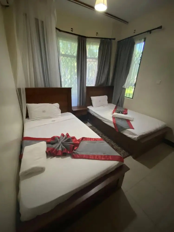 Jaanst Paradise Homes