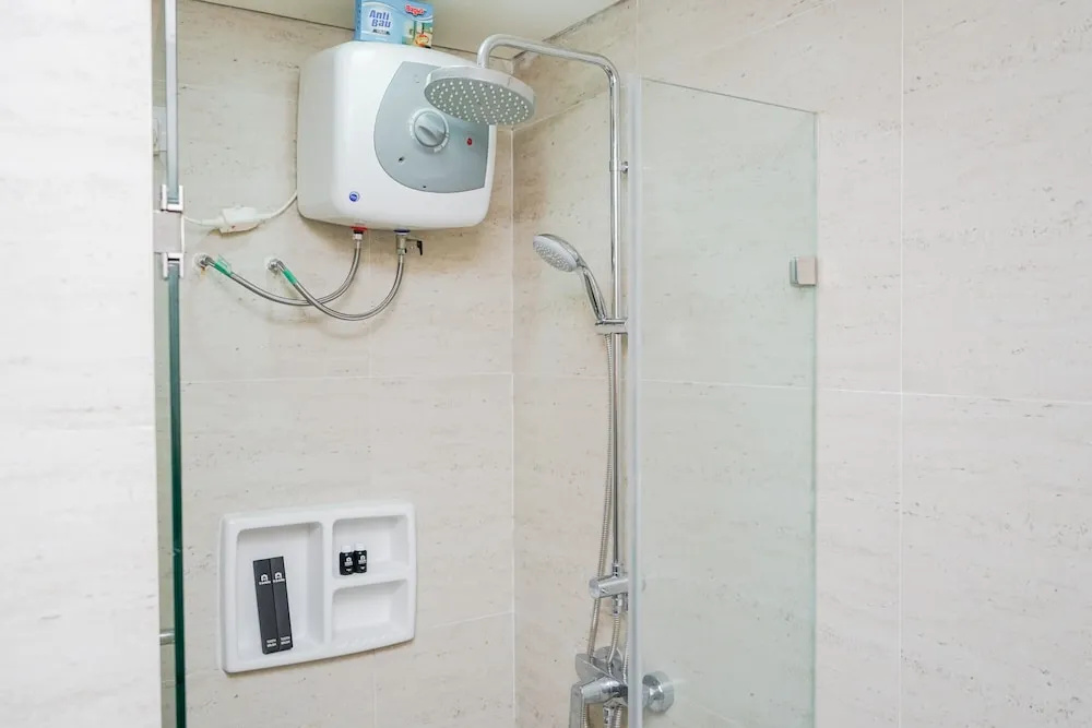 Comfy and Modern 1BR The Accent Bintaro Apartment