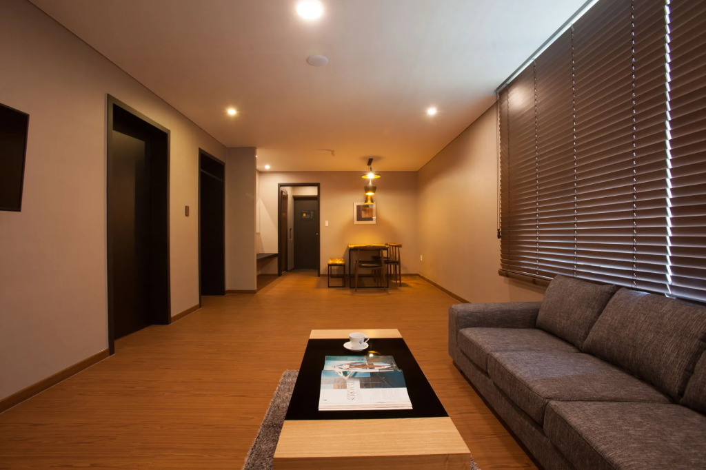 Hotel Two-Y