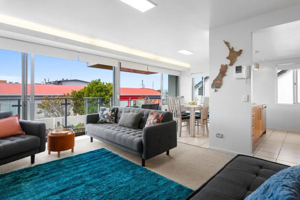 The Lake Life - Taupo Central Holiday Apartment