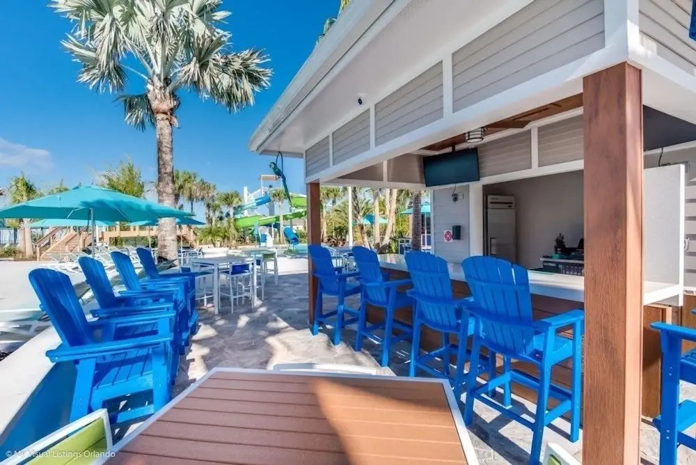 Spacious 10 Bed Pool Home With Game Room- 10 Bedroom Home by RedAwning