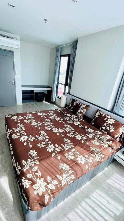 2 Bed Room, Large Living Room at Central Pattaya