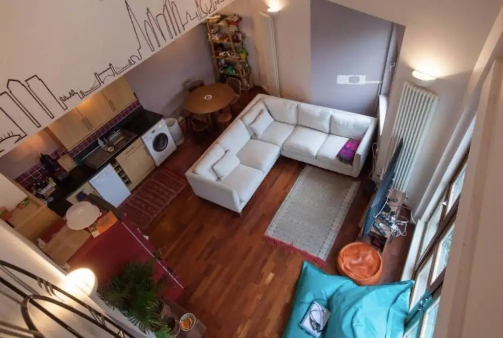 Spacious 2BR Home in Surrey Quays W/terrace