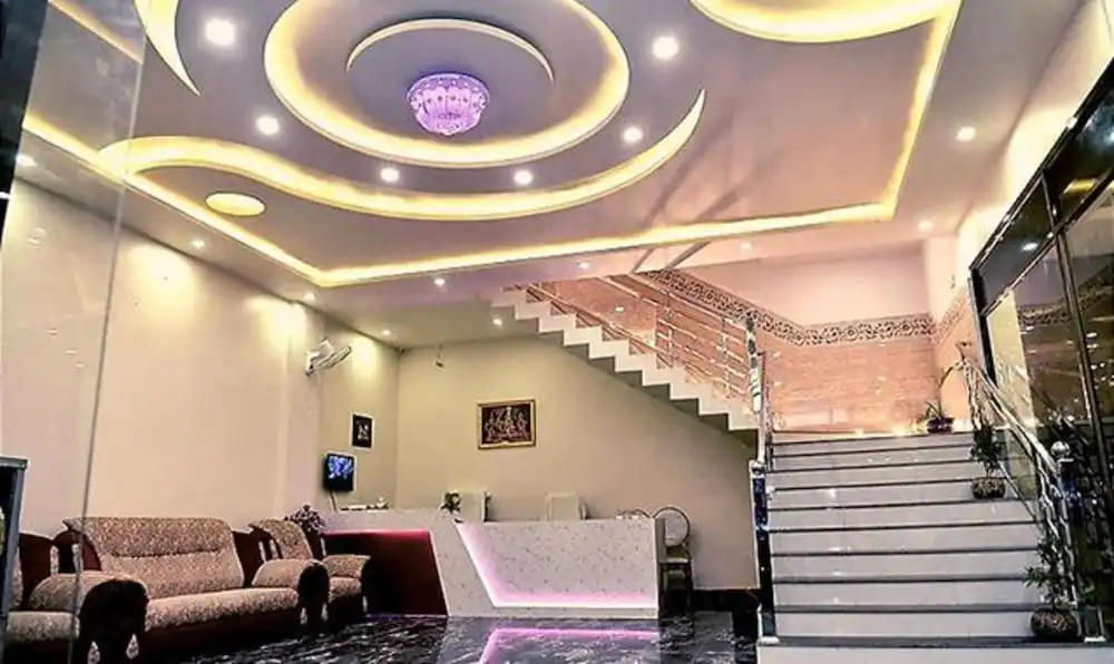 Fabhotel Elegance