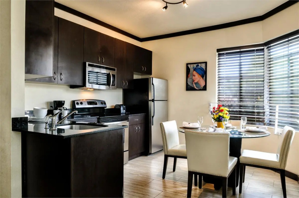 Tradewinds Apartment Hotel Miami Beach