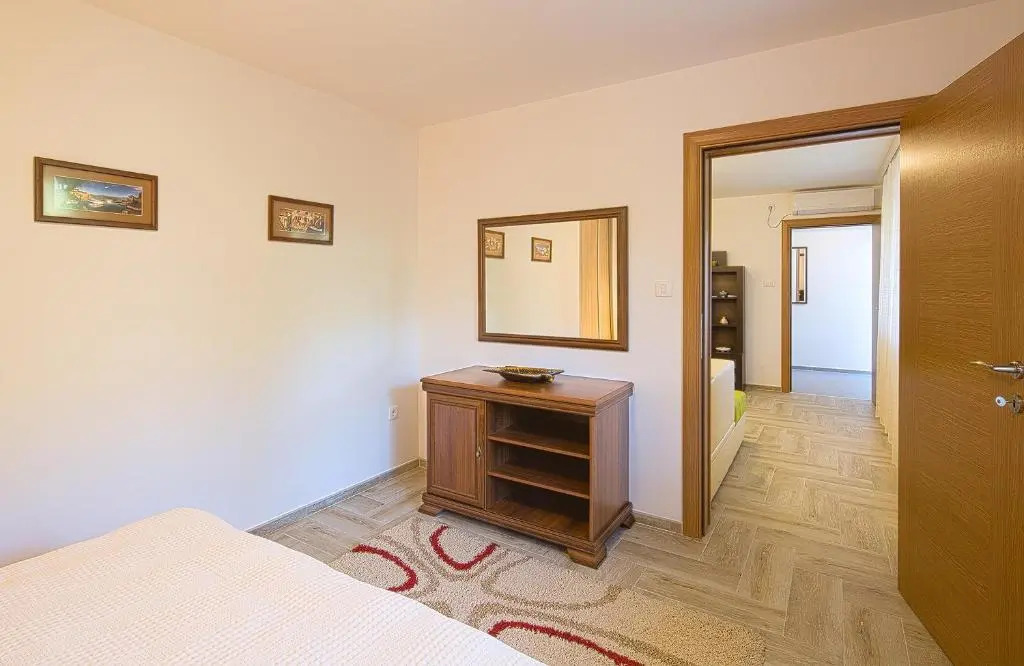 Apartment Mistovic