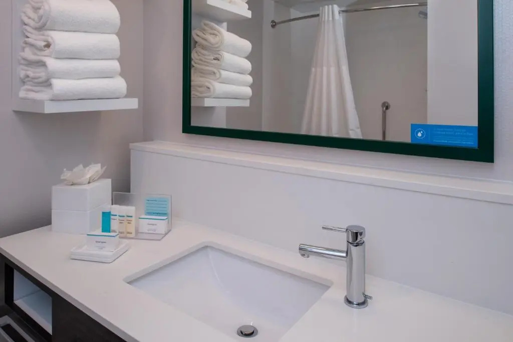 Hampton Inn & Suites Winston-Salem Downtown