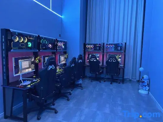 Y² E-sports Homestay