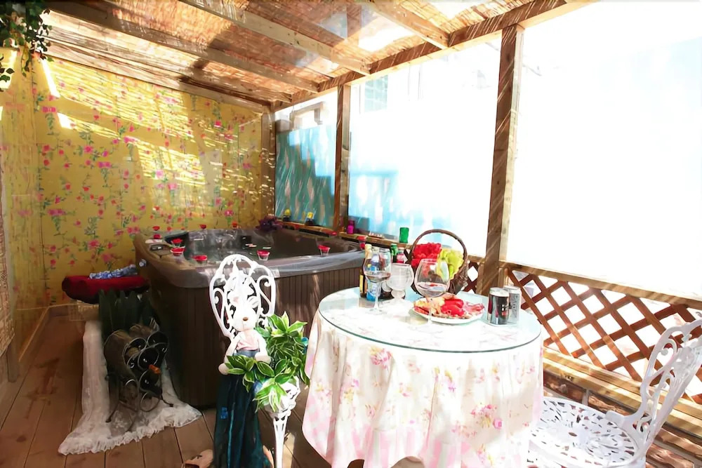 Yangpyeong Rainbow Village Pension