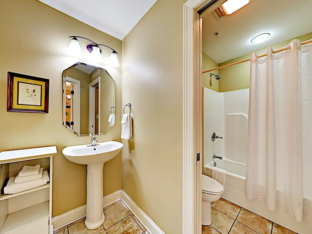 Bon Air #B3062 - 2 Br Condo