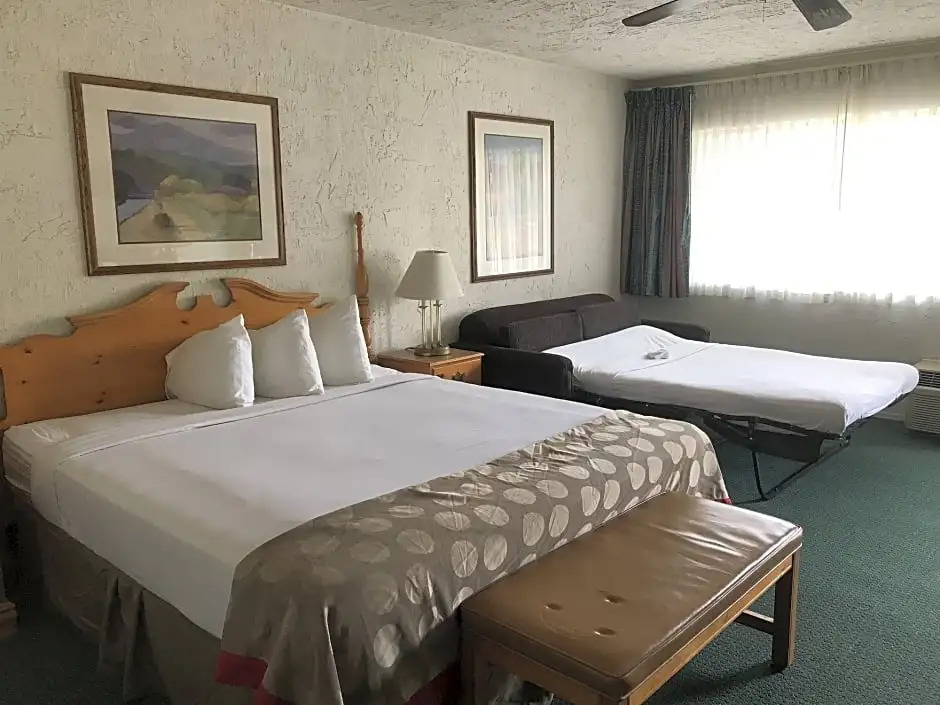 Ramada Oxnard