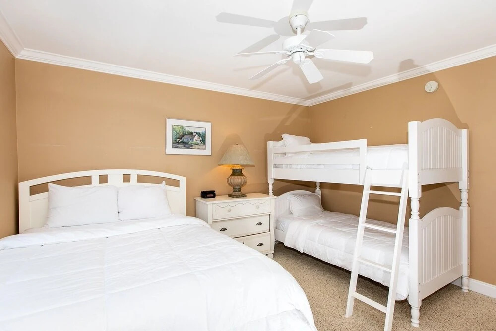 Sundial O405 2 Bedroom Condo