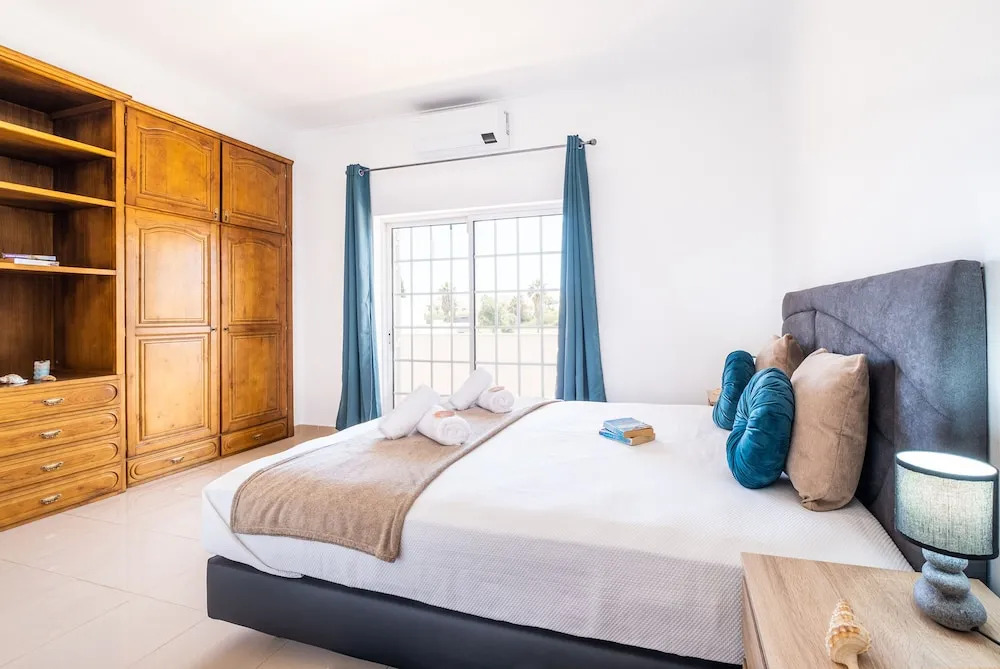 Villa Bahia - Moradia com piscina de água salgada em Albufeira