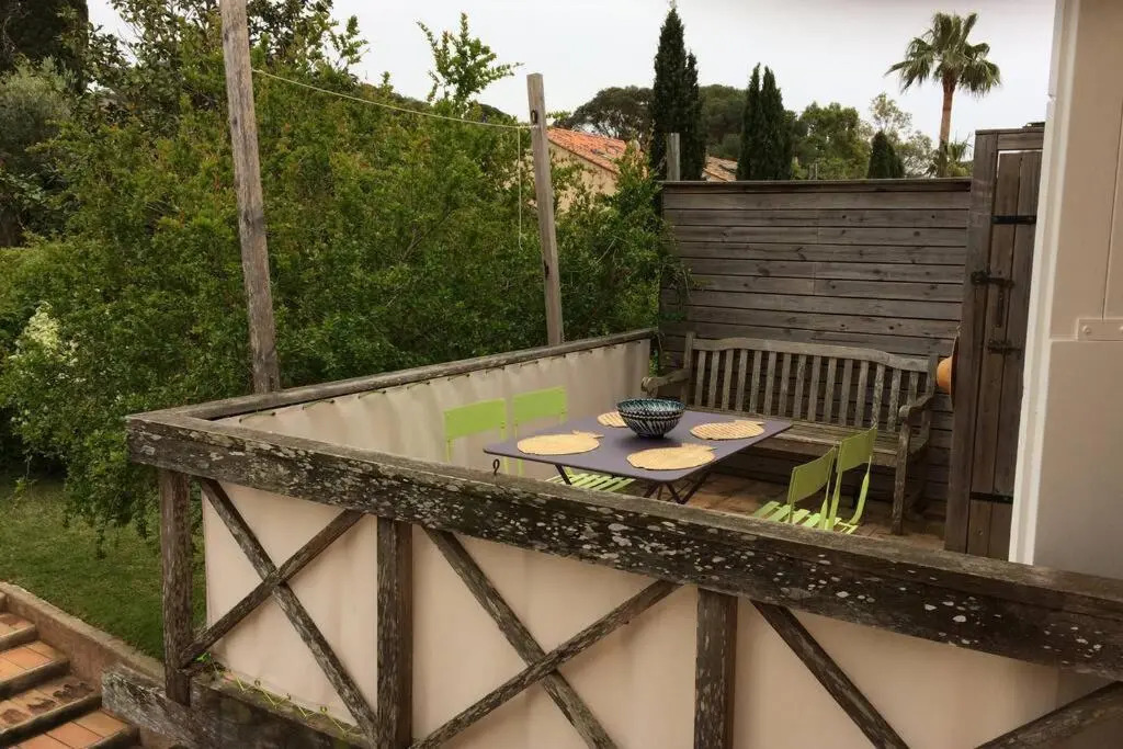 Villa de Charme à Porquerolles - Confort Sérénité à 100m du Village