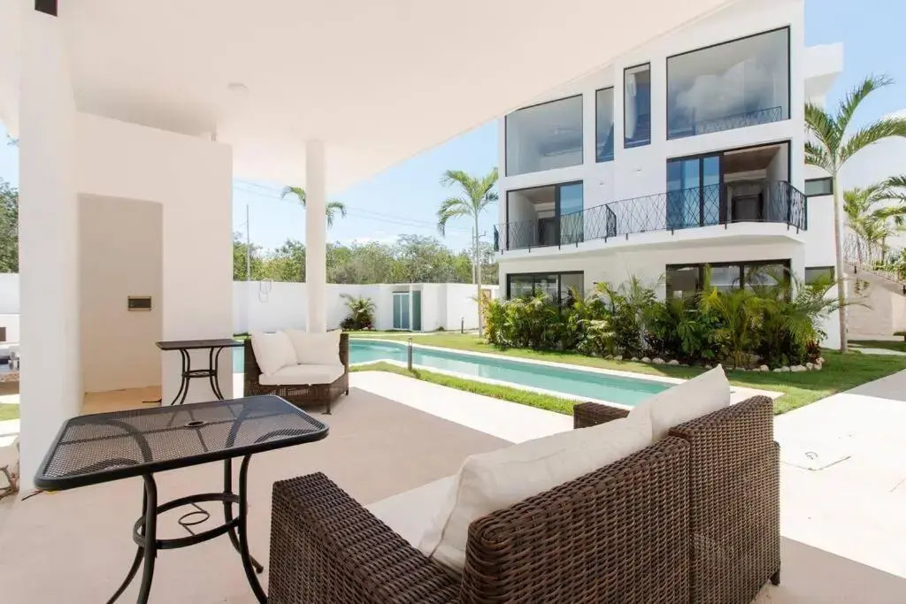 Neem 21 NILAY, Elegant Apartment 10 min from the Beach