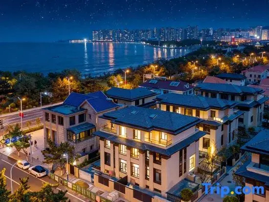 Floral Hotel · Sea Moon Villa hotel (Weihai Sea Park Branch)