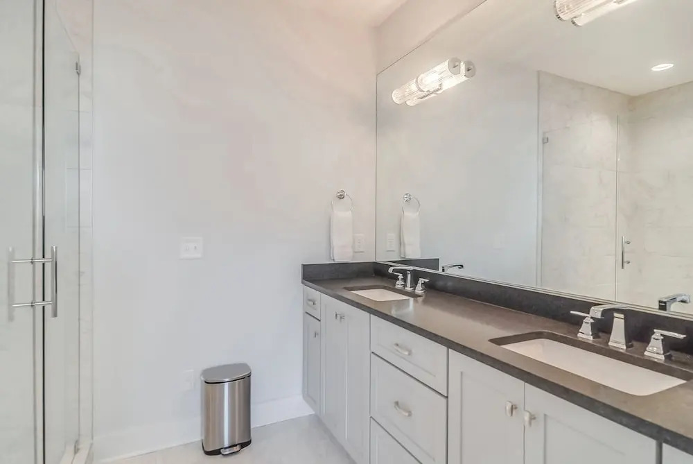 Luxury Home Blocks from Downtown by RedAwning