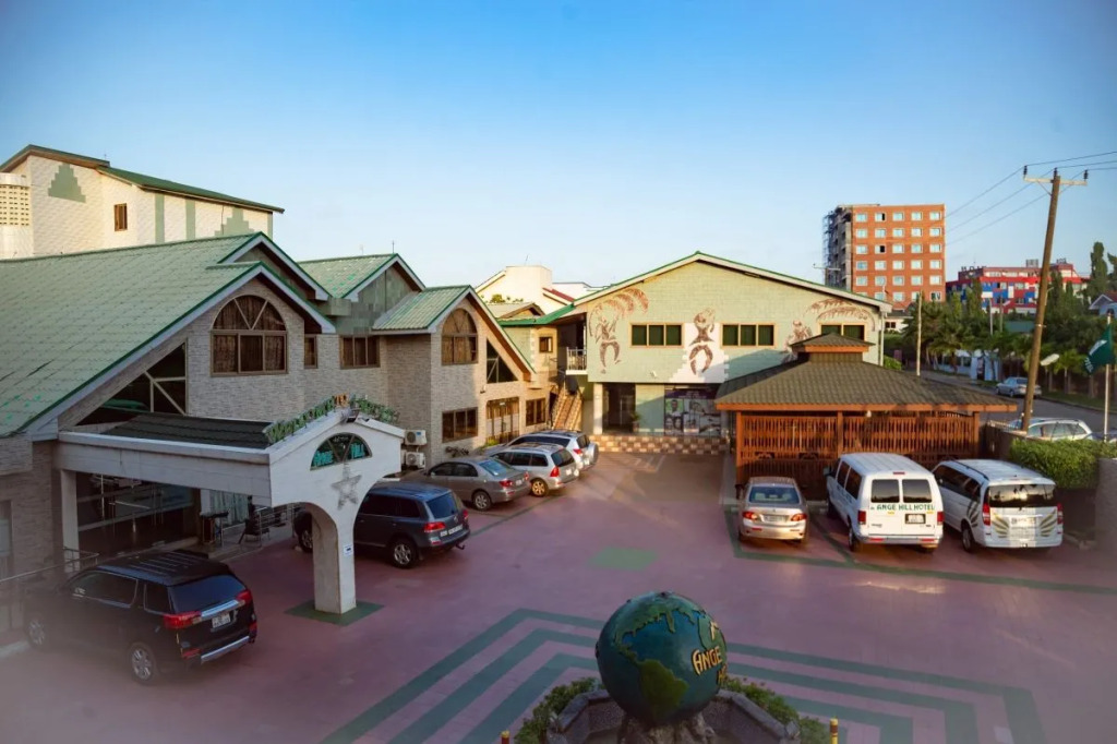 Ange Hill Hotel