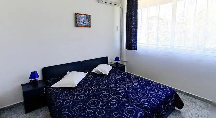 Hotel Sirius