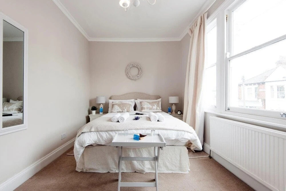 The Stephendale Road Townhouse - SL