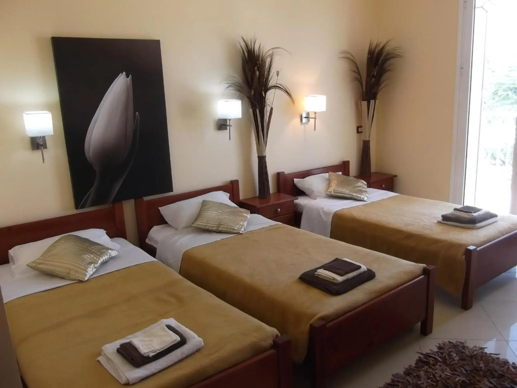 Mariana Hotel