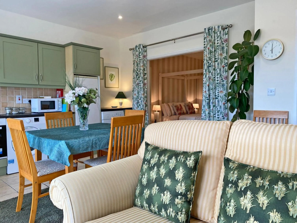 Apartment 432 - Clifden