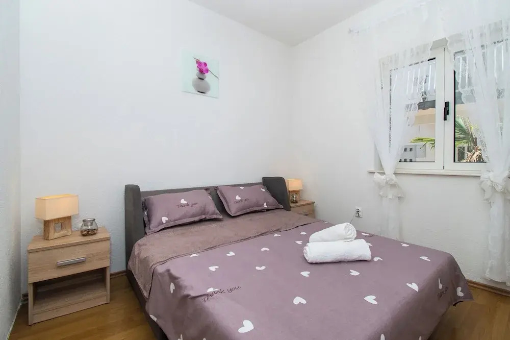 Apartments Tiho