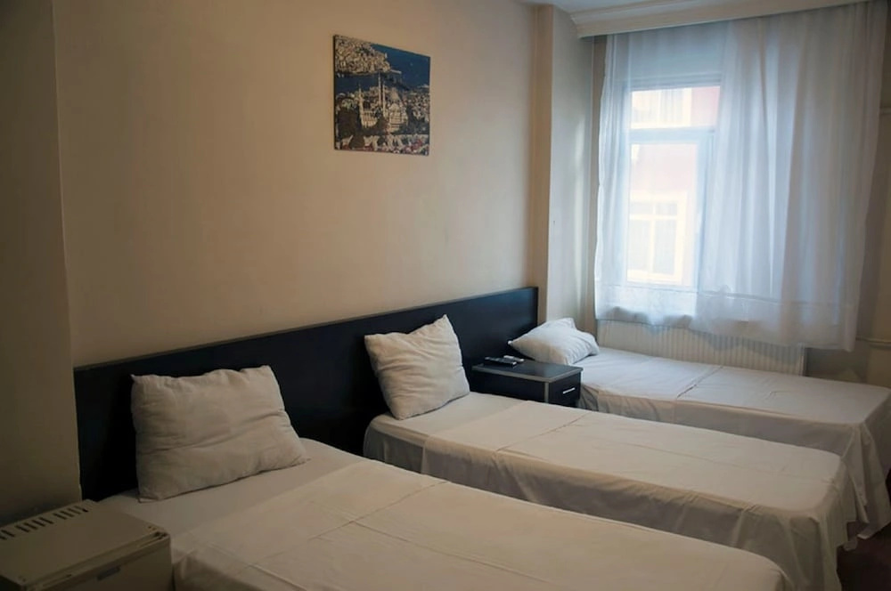 OTEL GOLDEN SKY
