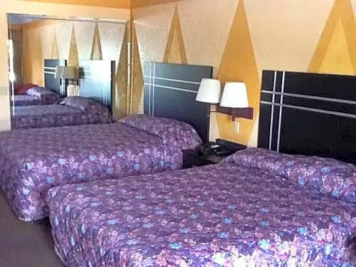 Scottish Inns & Suites Humble