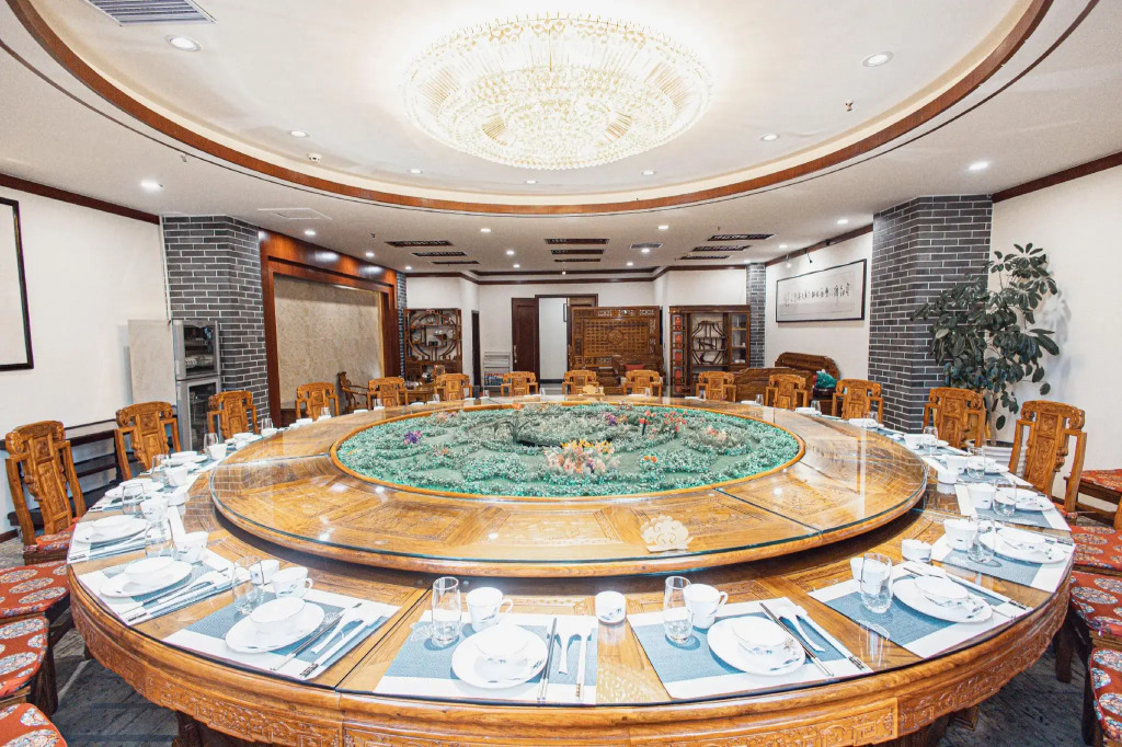 Sheng Bang Hotel