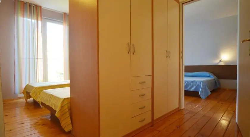 Apartmani Delfar