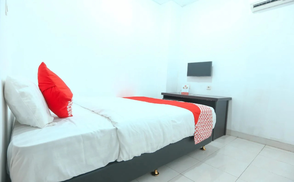 OYO 118 Dorothea Residence
