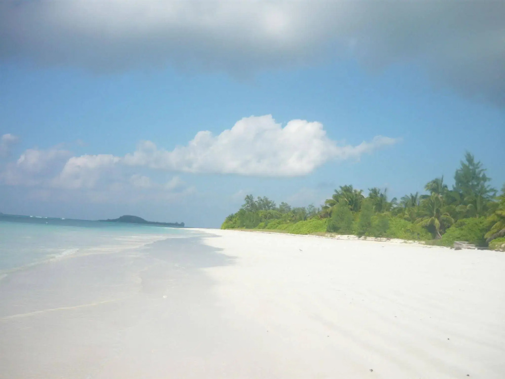 Amitie Chalets Praslin