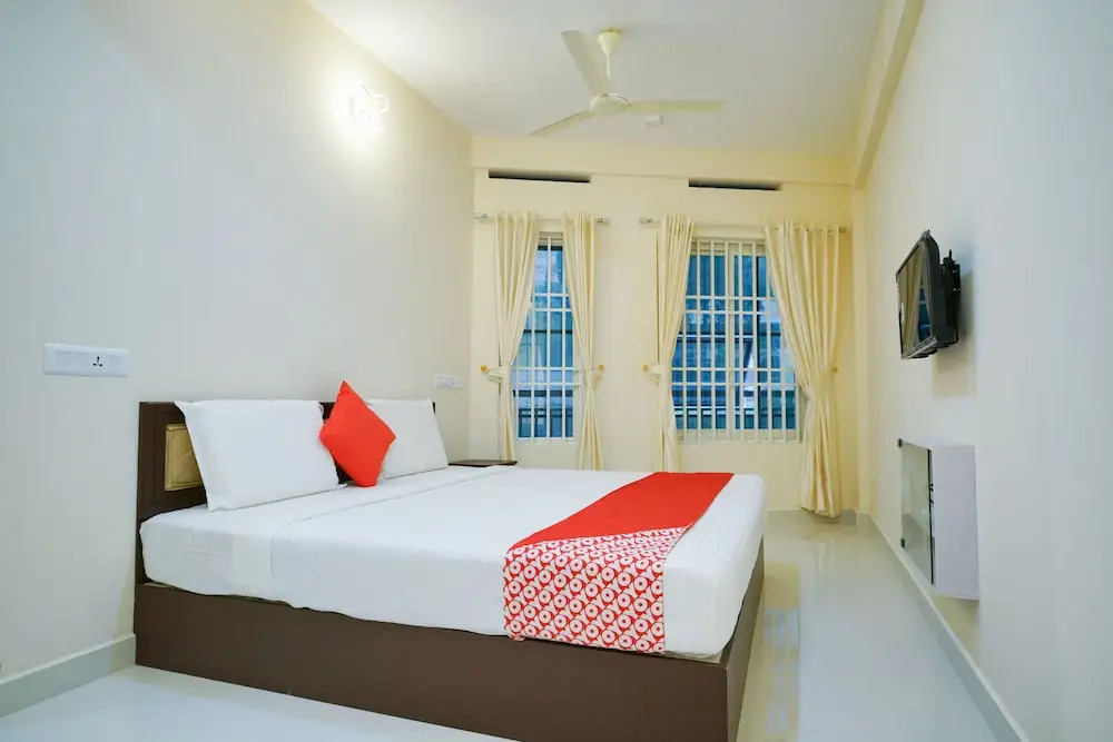 OYO 22426 Manha Residency