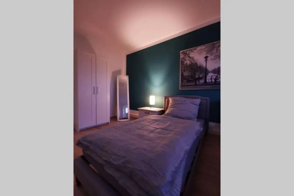 Sanierte 2 ZKB Fewo - Top Lage - PayTV und WLAN