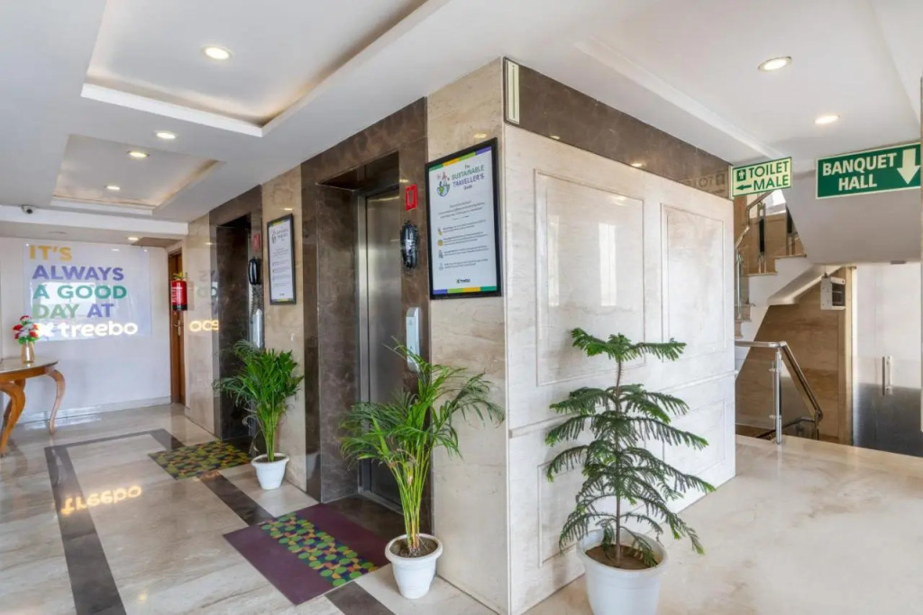 Treebo Premium Vinnie - Near Airport