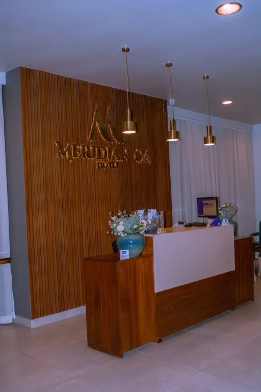 Meridian CA Hotel