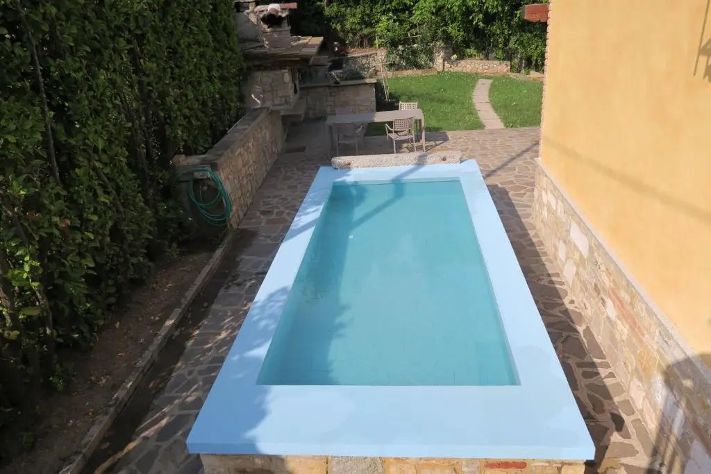 Villa Arianna Lake View Apartments with Pool