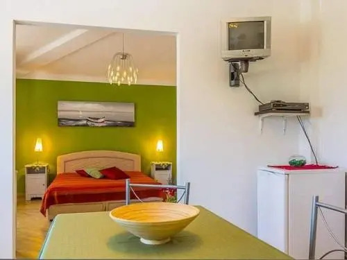 Apartments Metti