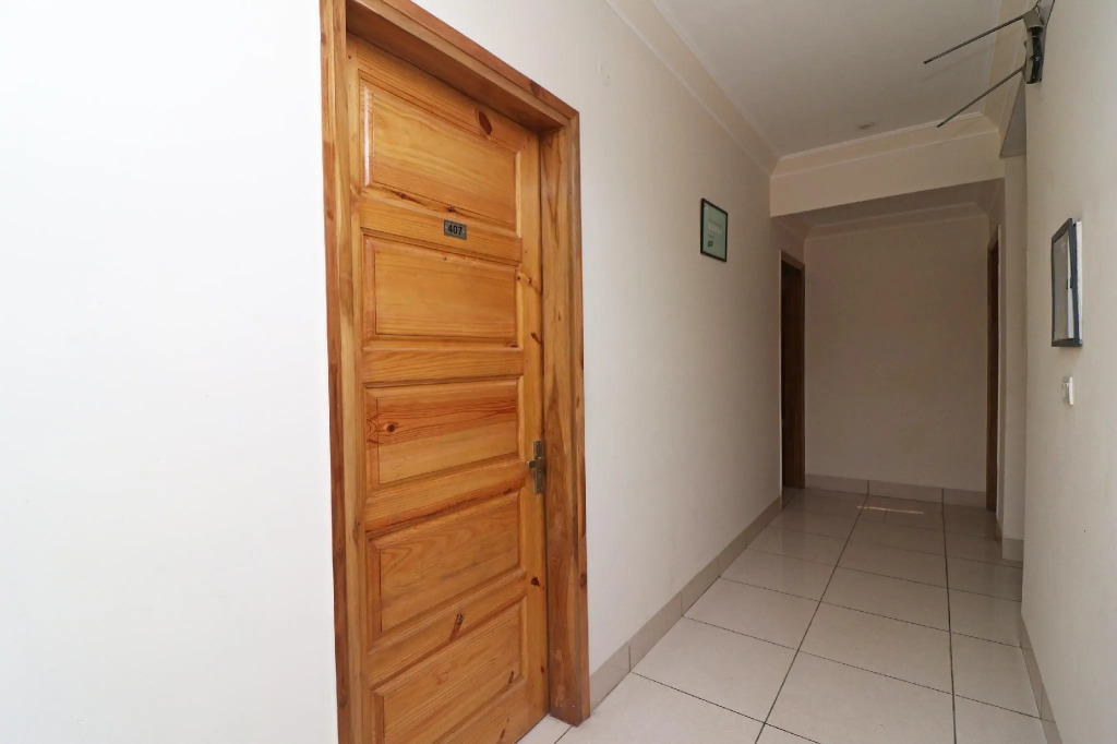 OYO 29200 Hotel Raj Residency - B