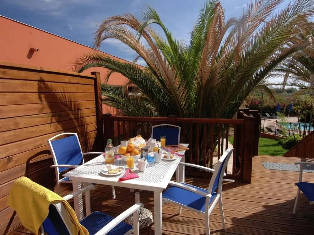 Tidy apartment near the beach in a lively seaside resort
