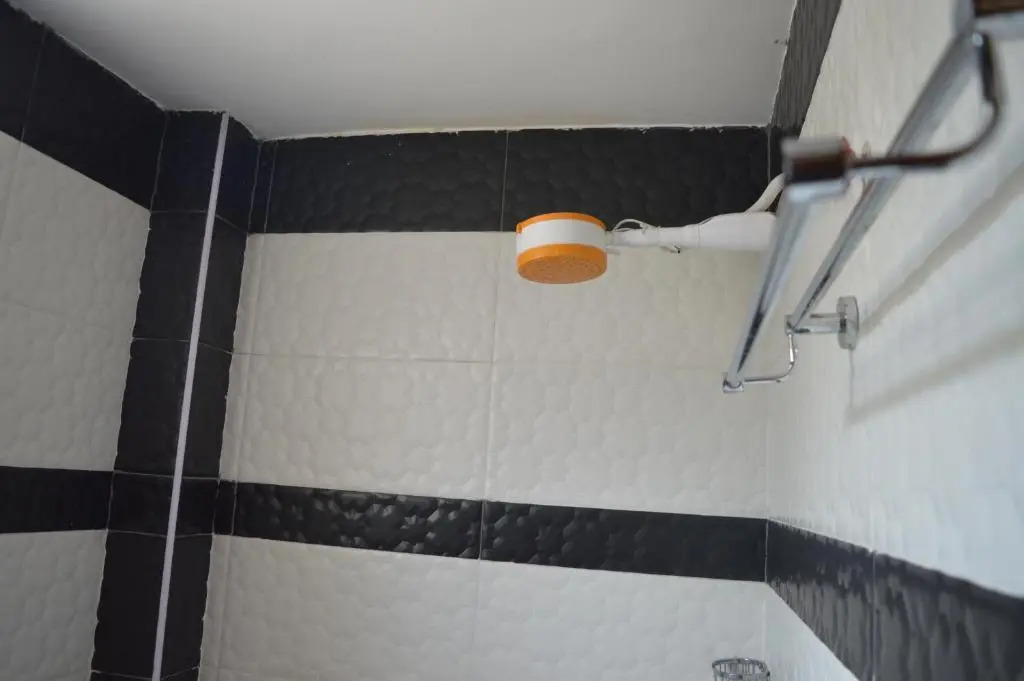 Roma Stays - Prestigious Lifestyle 2 bedroom all ensuite Opp Garden City Mall