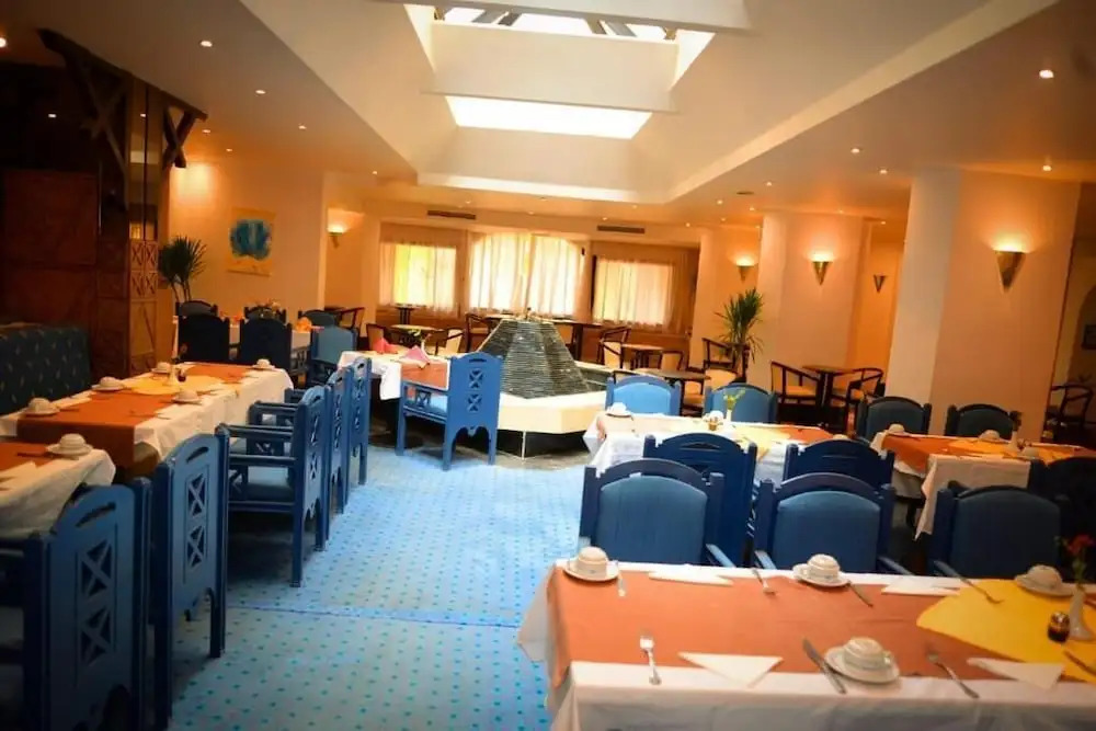 Cleopatra Hotel