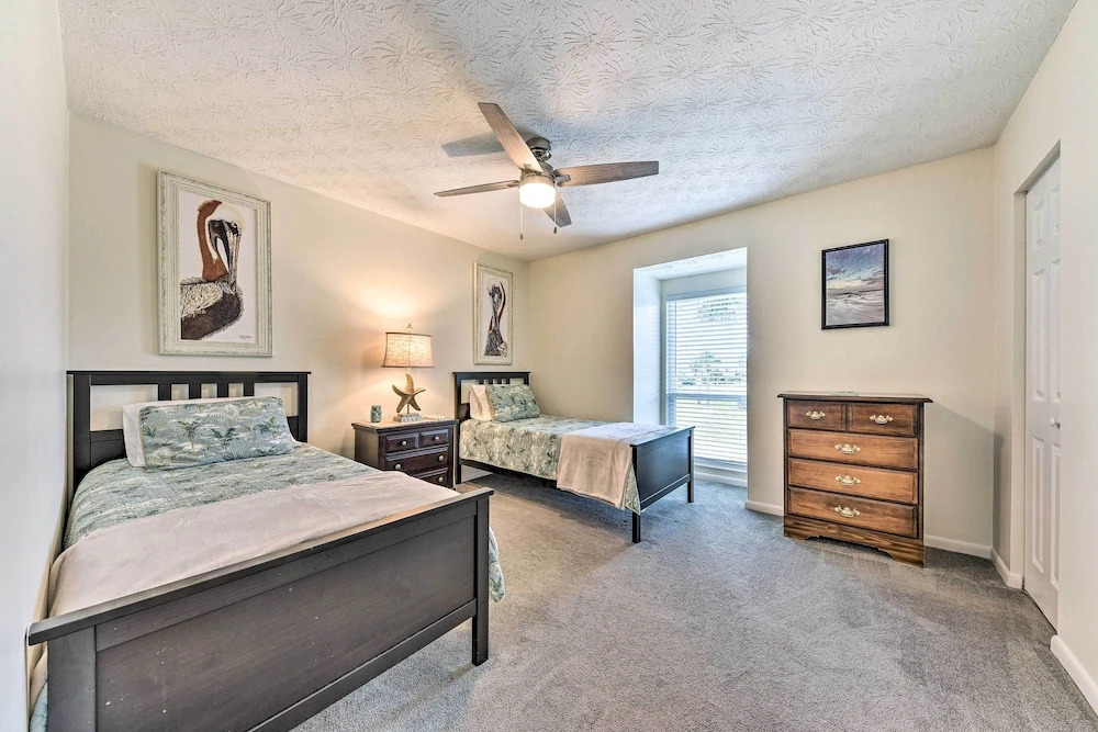 Quaint Condo < Half-mi to Fort Clinch Beach!