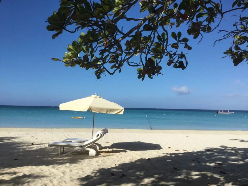 Idle Awhile Resort