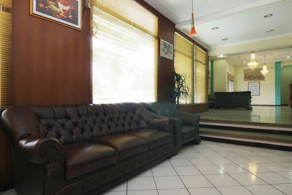 Airy Regol Moch Ramdan 96 Bandung